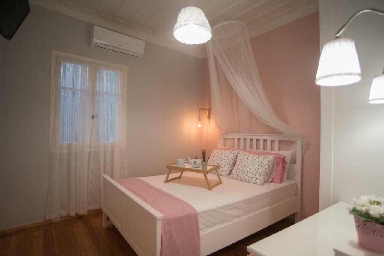 La Casa Rosa Lägenhet Lefkáda Exteriör bild